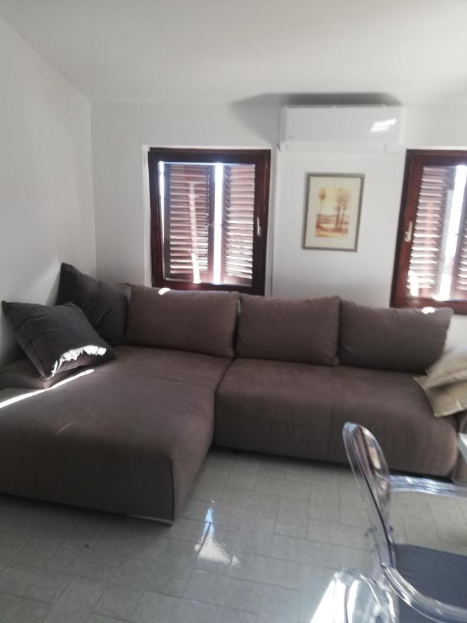 Apartmani Bono Primošten Exteriör bild